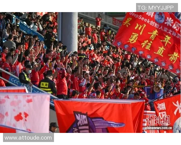 大牌足球明星闪耀香港球迷热情高涨共庆盛事